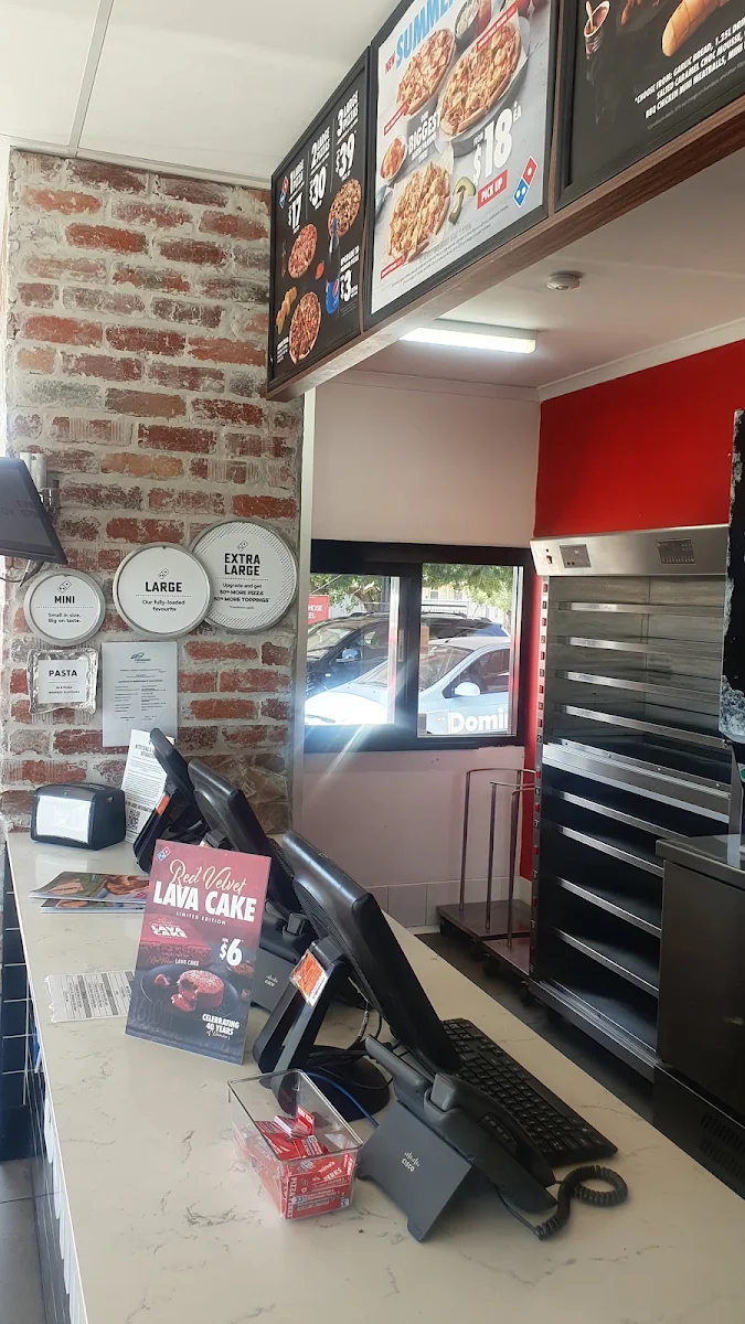 Menu, Domino's Pizza Echuca