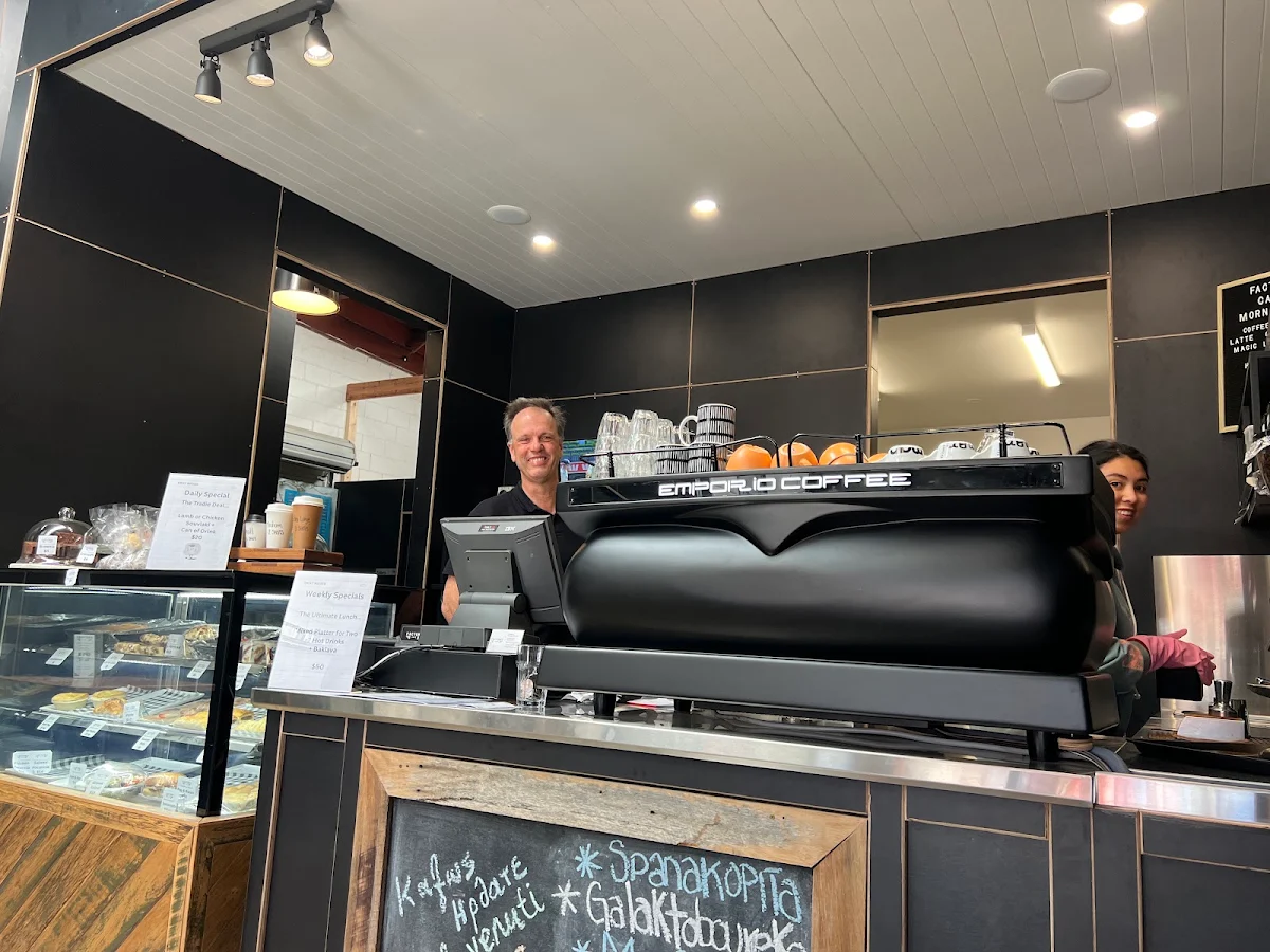 Vibe, Factory Cafe Mornington