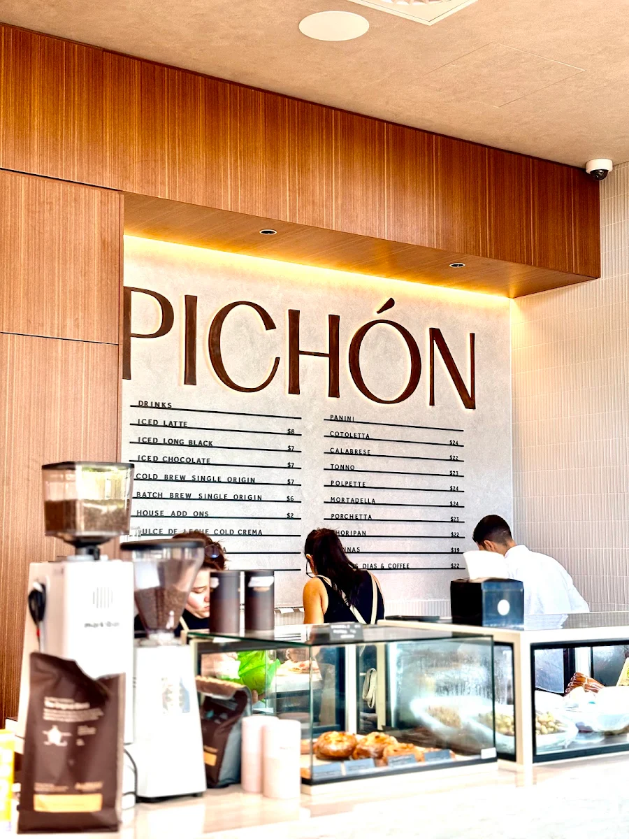 Menu, Cafe Pichón