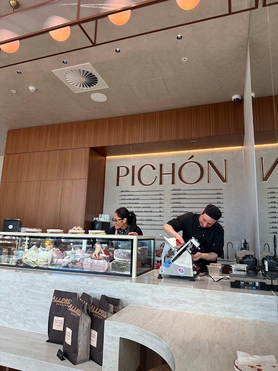 Menu, Cafe Pichón