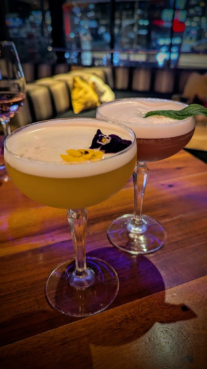 Food & drink, Empire Bar