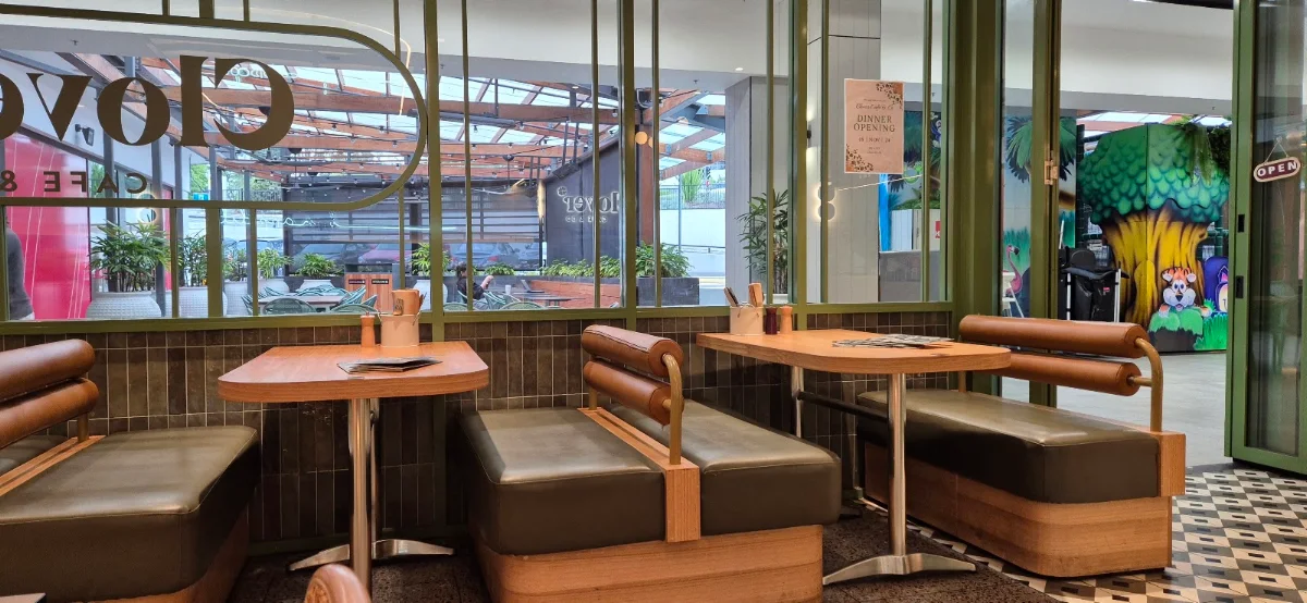 Vibe, Clover Cafe & Co