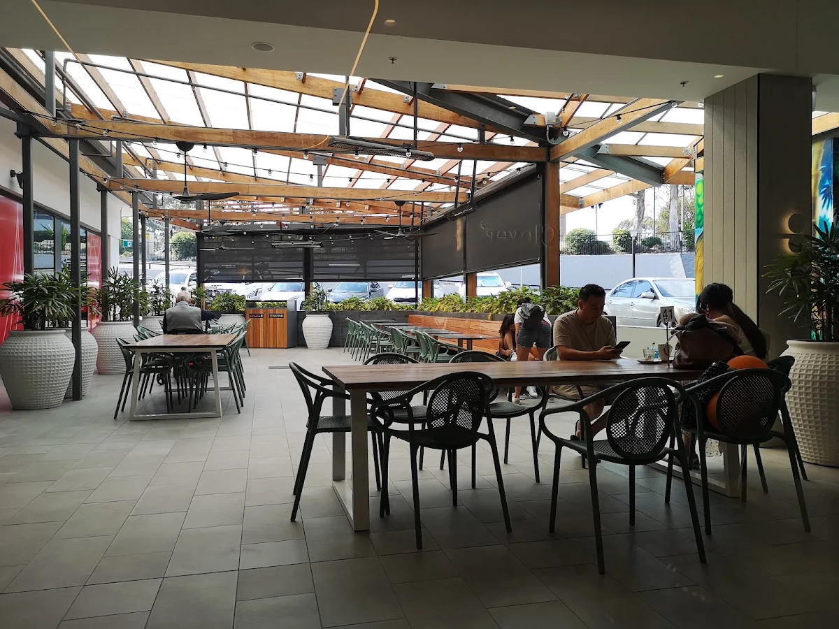 Vibe, Clover Cafe & Co