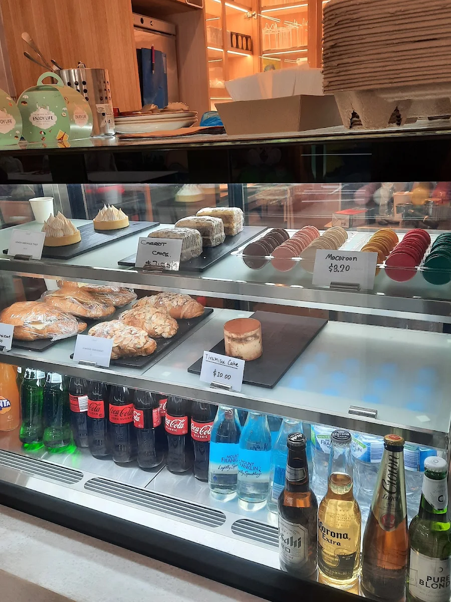 Vibe, Clover Cafe & Co