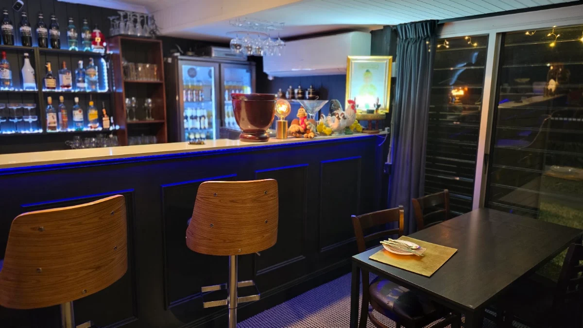 Vibe, Ling Ling Thai Dubbo