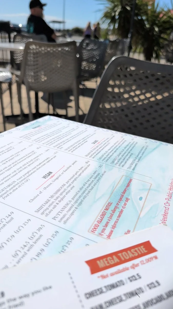 Menu, Breeze Cafe & Bar