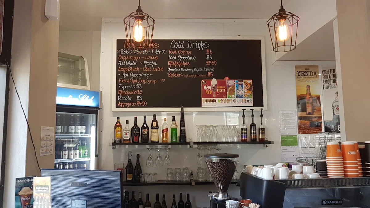 Menu, Pizza Inn Gosford