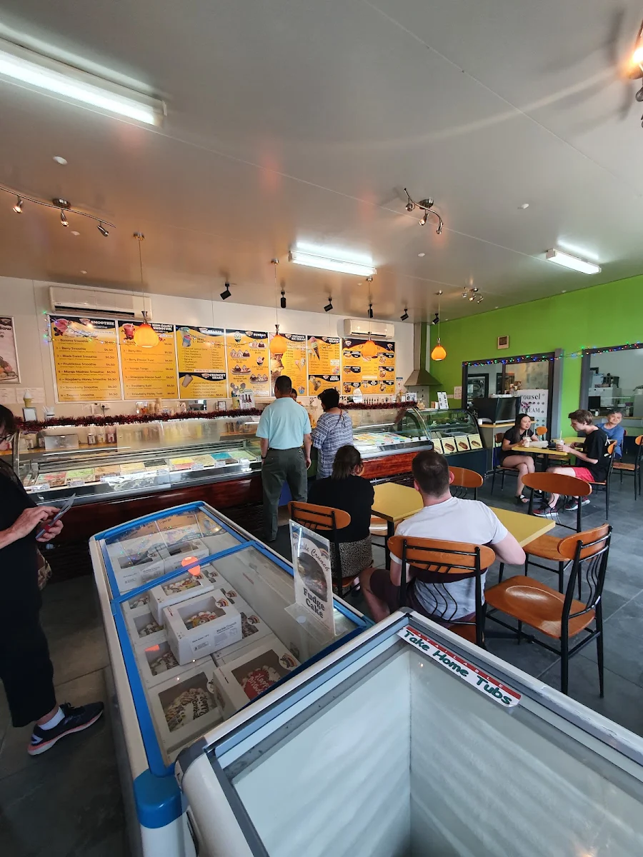 Vibe, Carousel Ice-Cream, Cake and FroYo/Acai