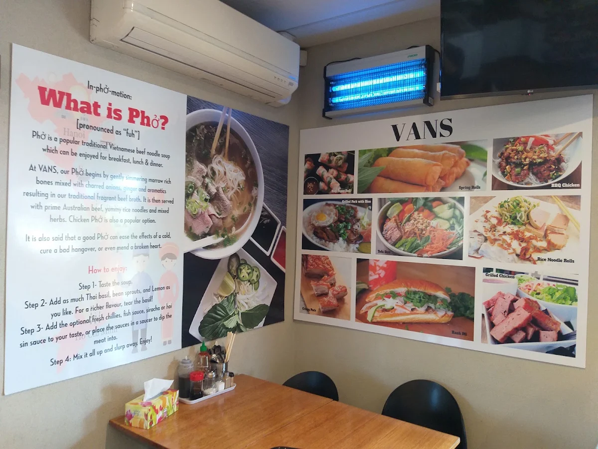 Menu, Vans Cafe