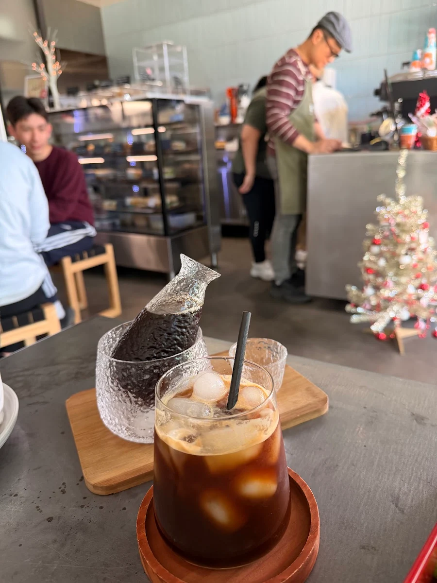 Food & drink, & LOCALS Cafe