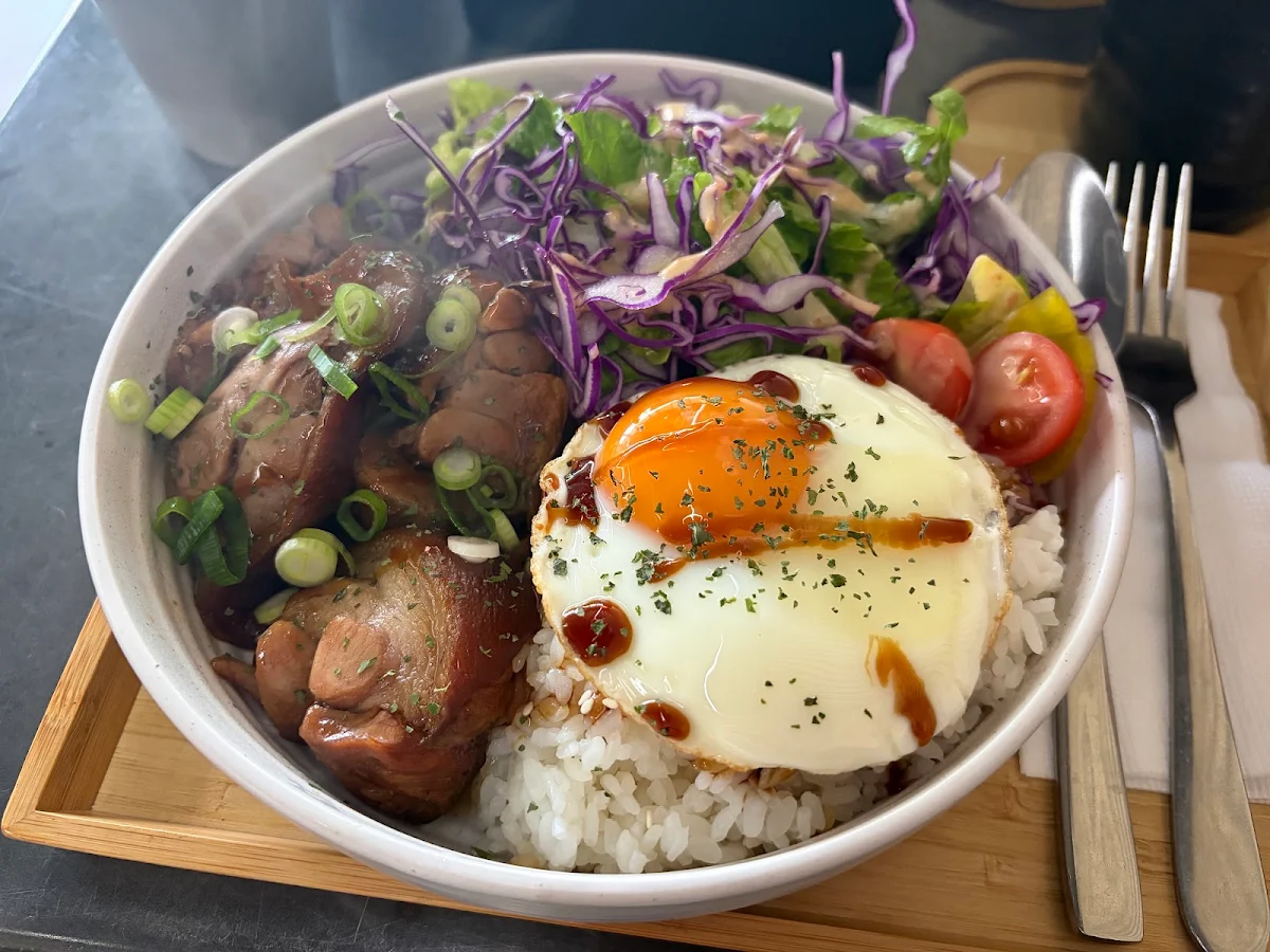 Food & drink, & LOCALS Cafe
