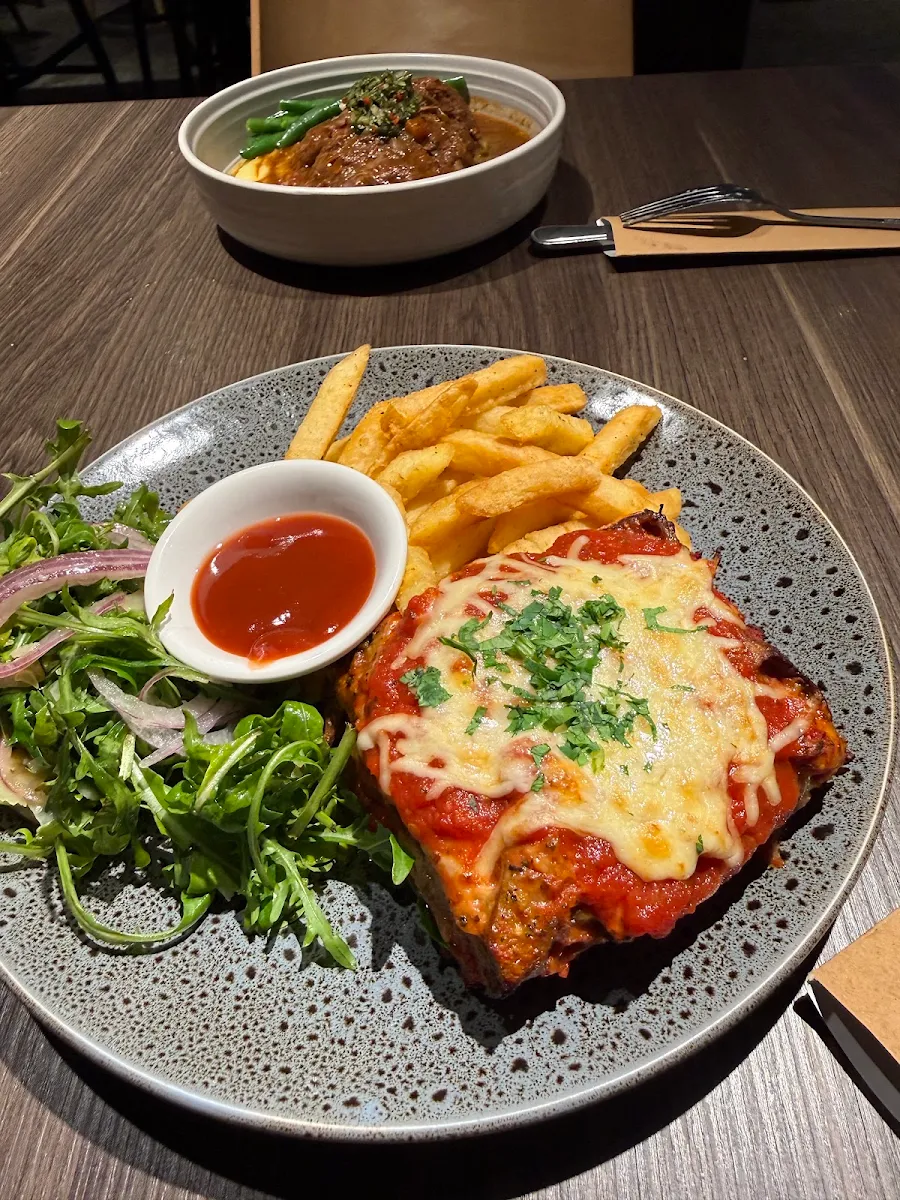 Food & drink, Mt View Hotel