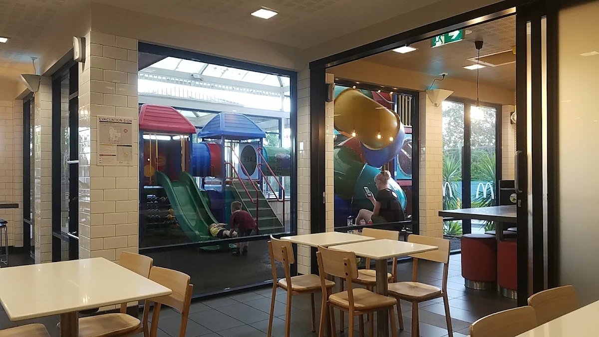Vibe, McDonald's Newmarket II