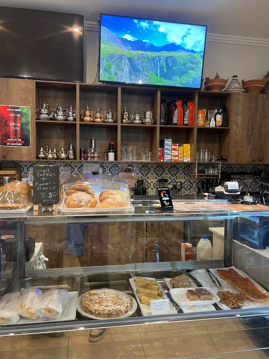 Vibe, Sultano cafe