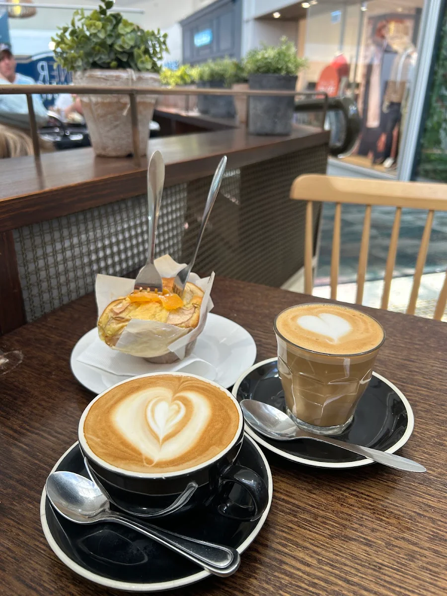Food & drink, Inner Cravings Cafe