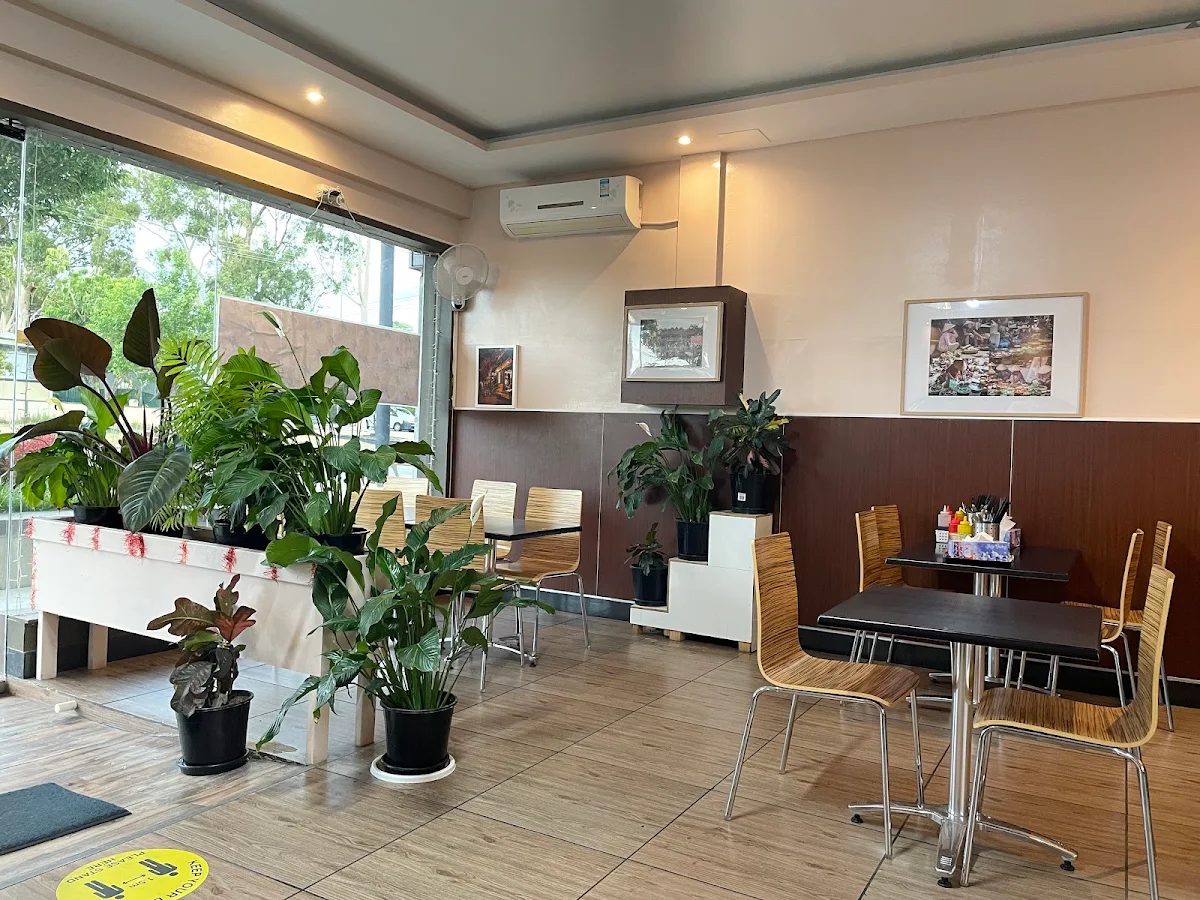 Vibe, Pho Huy Restaurant