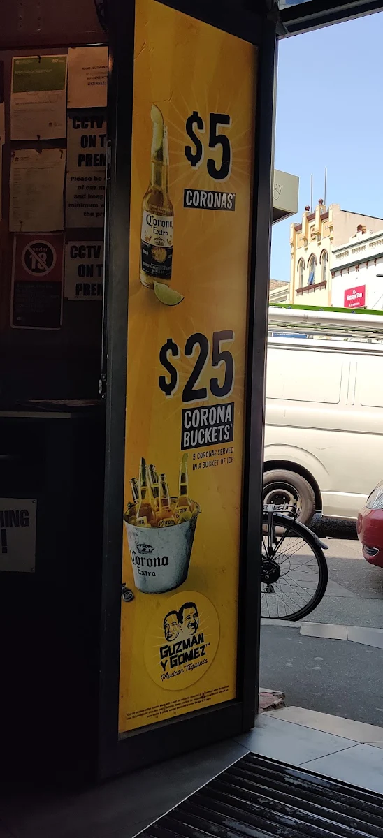 Menu, Guzman y Gomez - Newtown