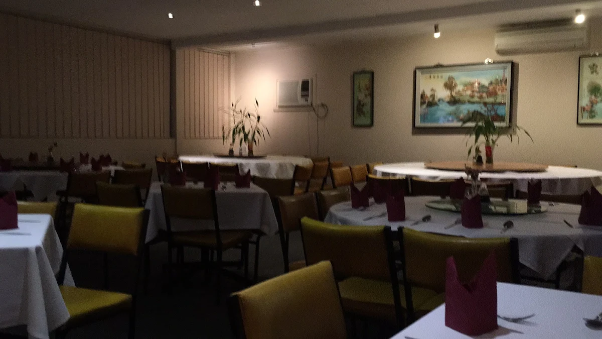 Vibe, Tang's Palace Kings Langley
