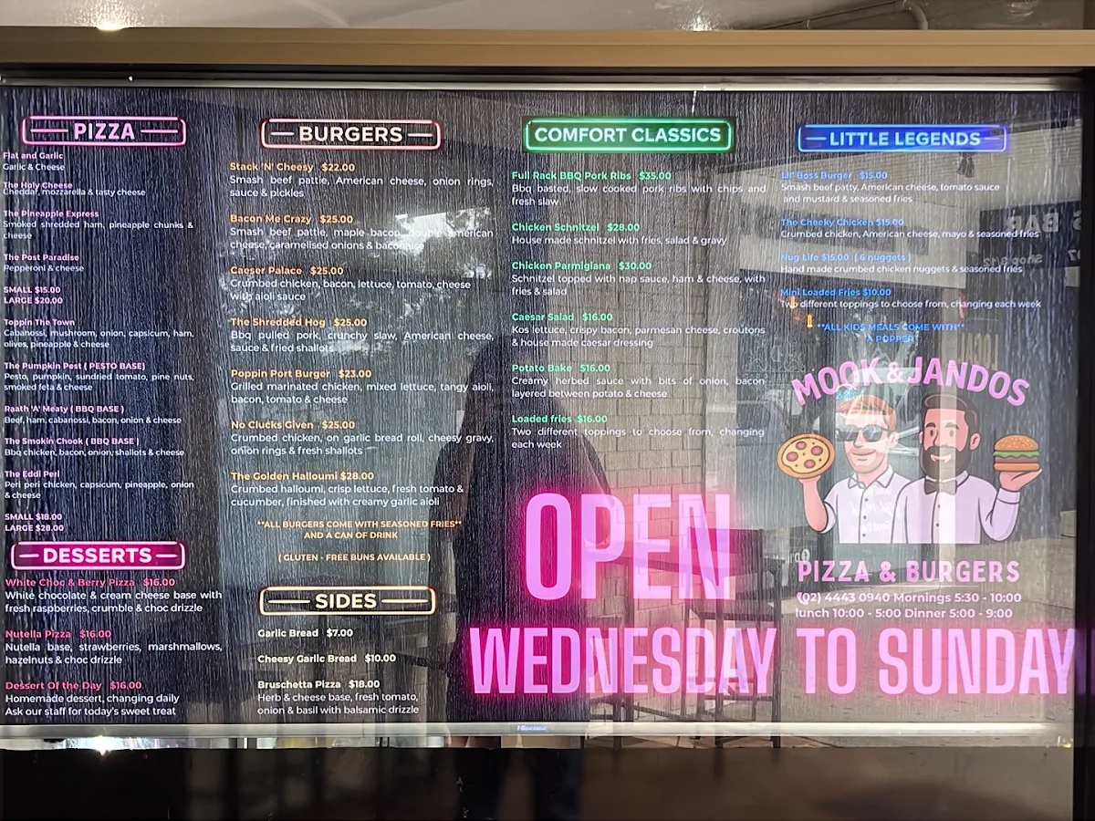 Menu, Mook & Jandos