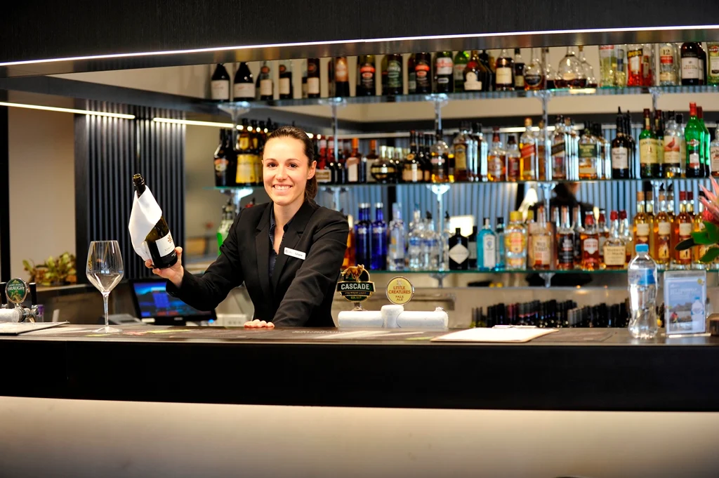 Vibe, Altitude Restaurant + Lounge Bar