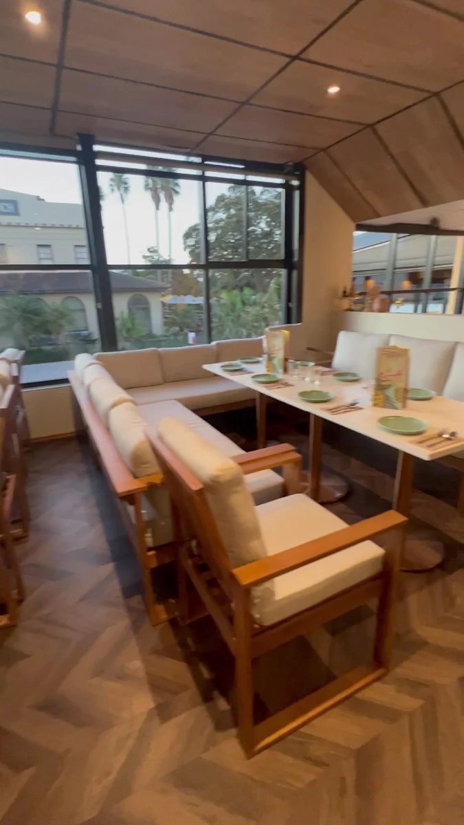 Vibe, Harbour Thai Restaurant