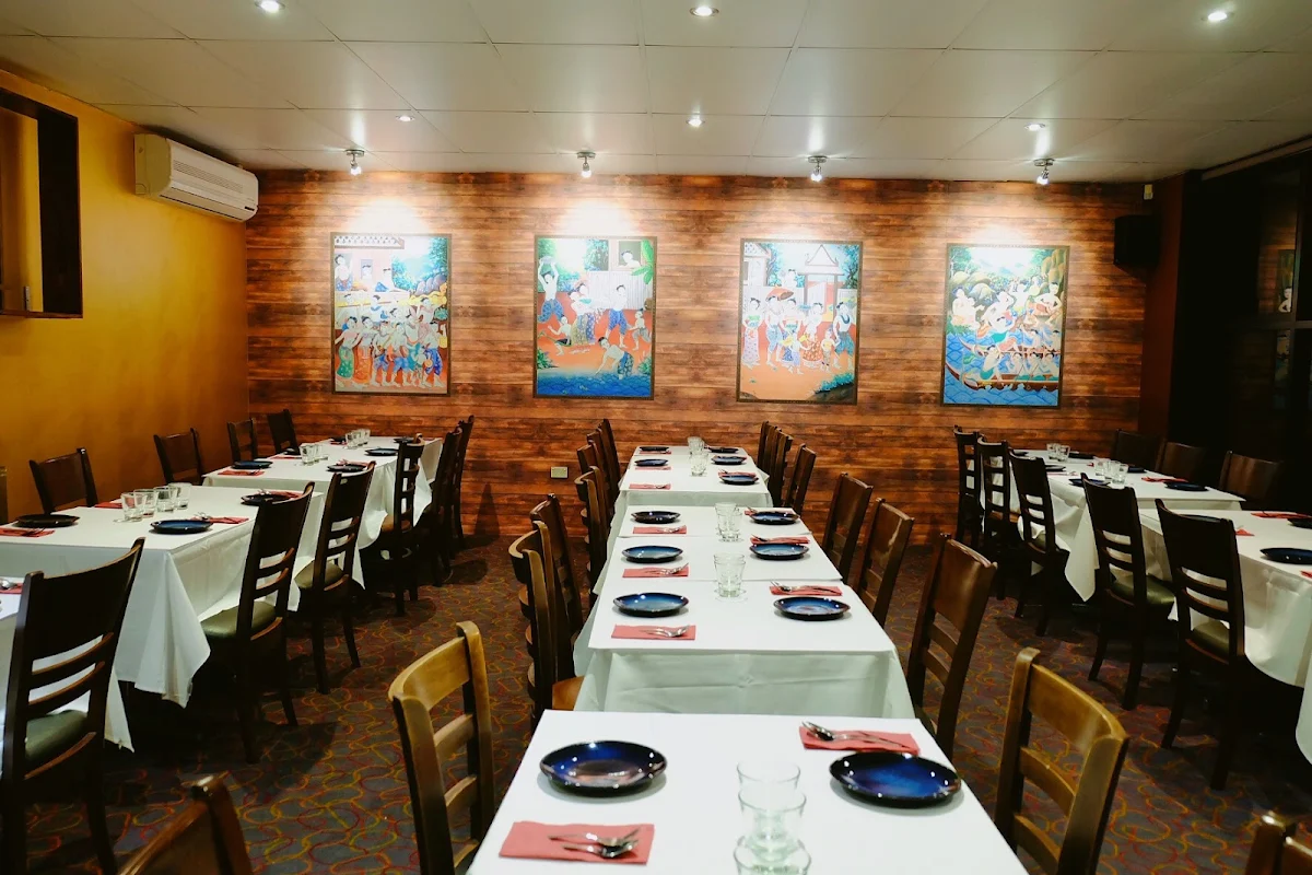 Vibe, Harbour Thai Restaurant