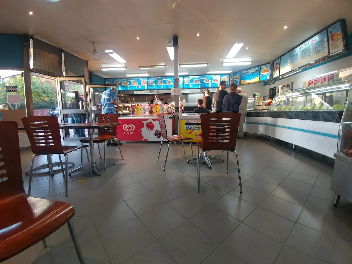 Vibe, New Astor Cafe
