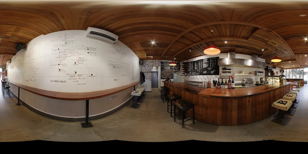 Vibe, Mr Paul's Beer and Wine