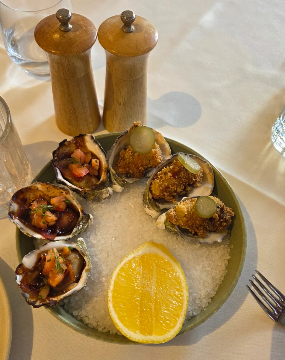 Food & drink, Blowfish Seafood ★ Steak ★ Bar
