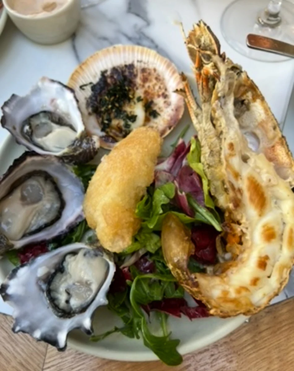 Food & drink, Blowfish Seafood ★ Steak ★ Bar