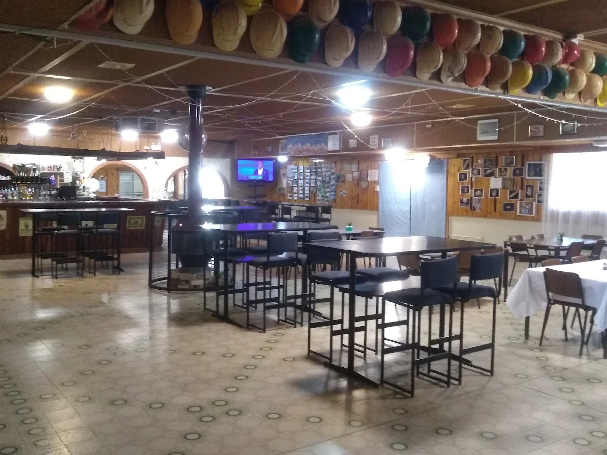 Vibe, Italo Australian Miners Club