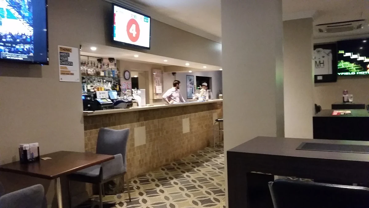 Vibe, Mayfield Hotel