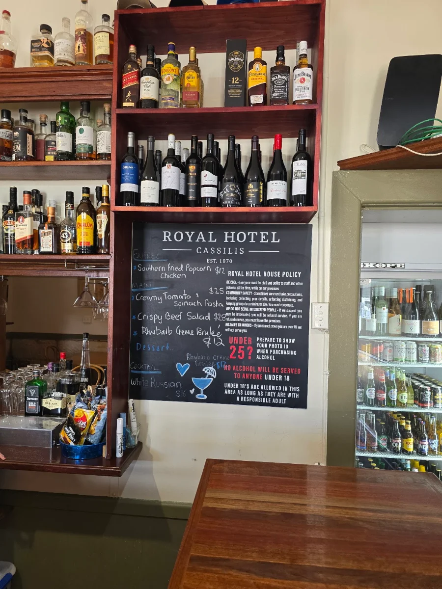 Vibe, The Royal Hotel Cassilis