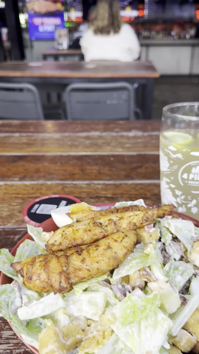 Food & drink, The Sporting Globe x 4 Pines - King Street Wharf