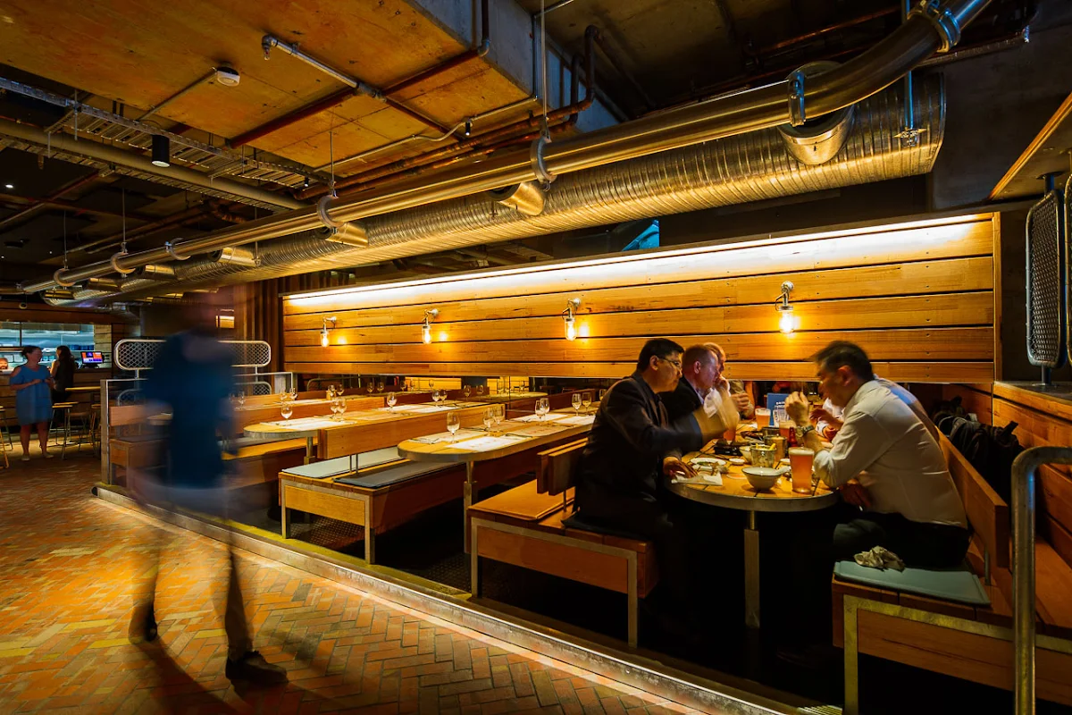 Vibe, The Sporting Globe x 4 Pines - King Street Wharf