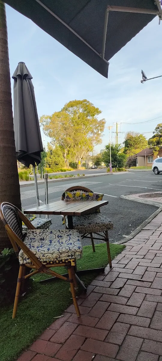 Vibe, KM minimart
