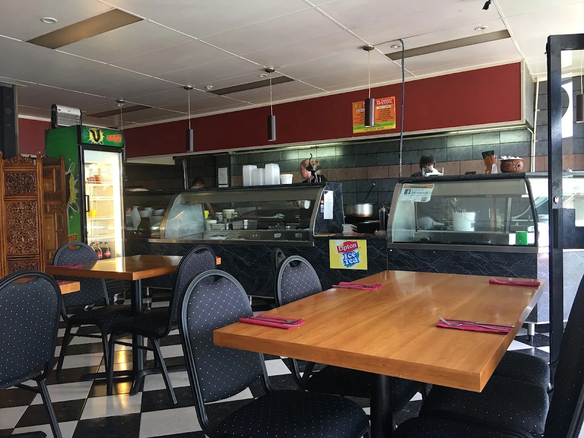 Vibe, Mahendra's Indian Cuisine