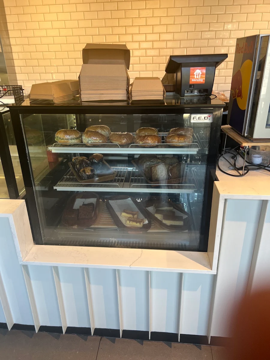 Vibe, Mr Toast Cafe
