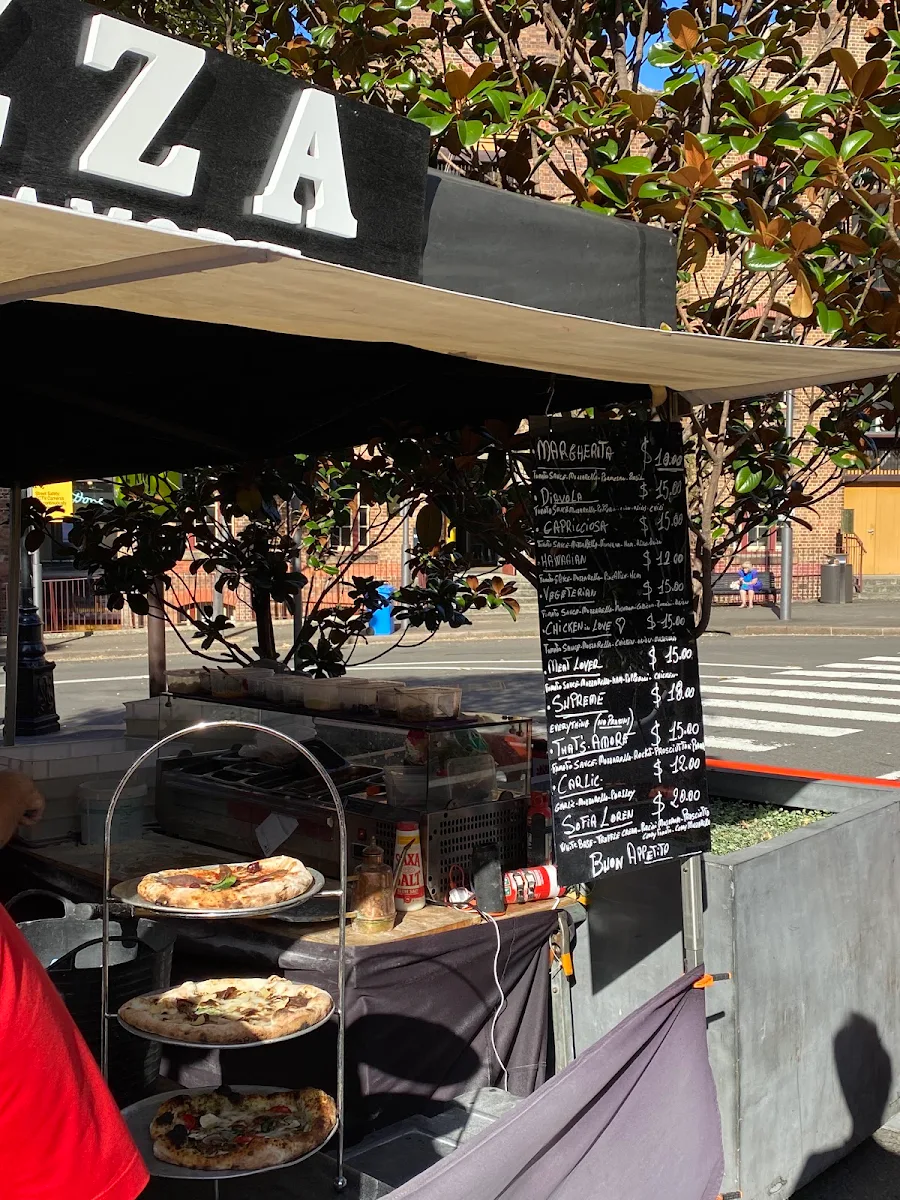 Vibe, That's Amore Haberfield