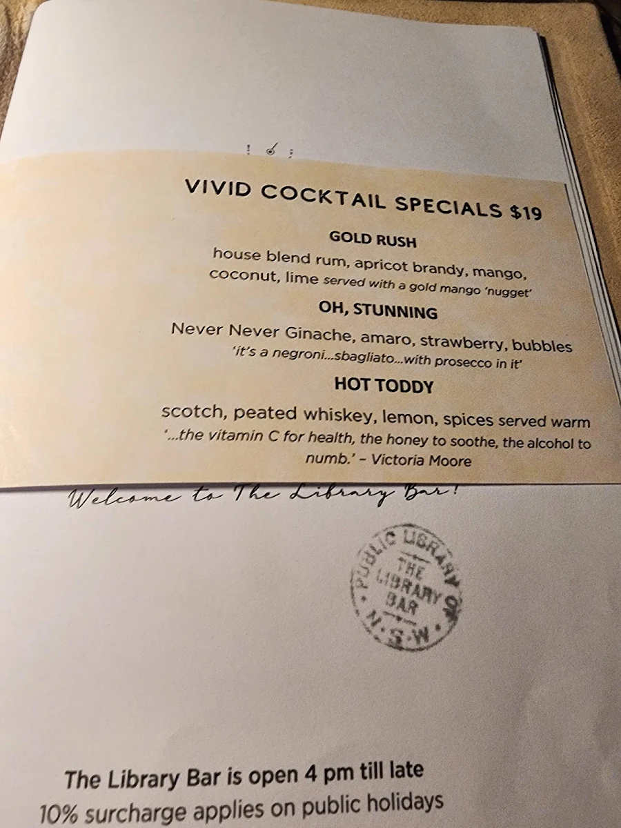 Menu, The Library Bar