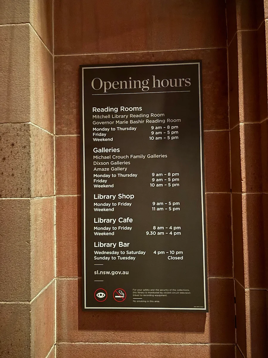 Menu, The Library Bar