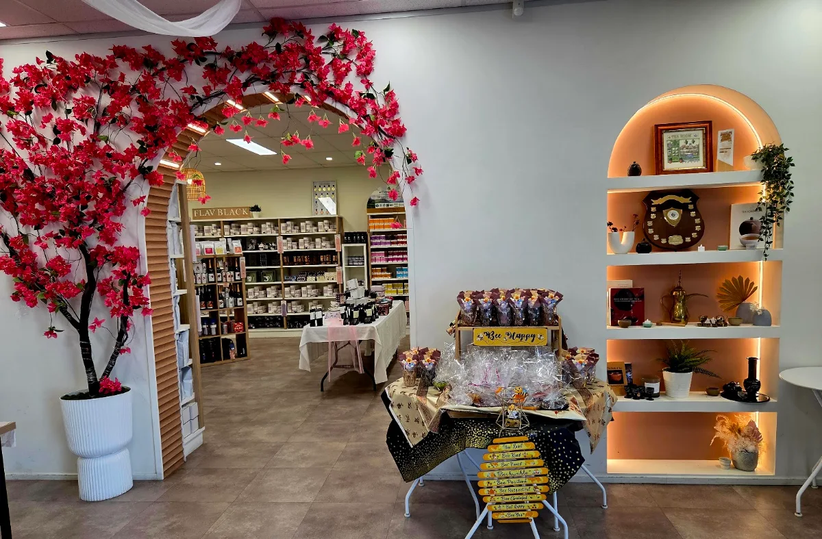 Vibe, Adore Tea Teahouse & Boutique - Mitchell
