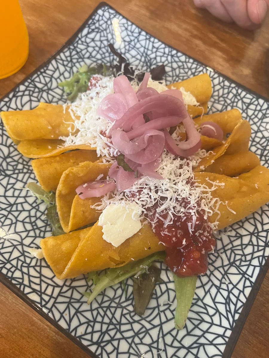 Food & drink, La Onda Latin Mex