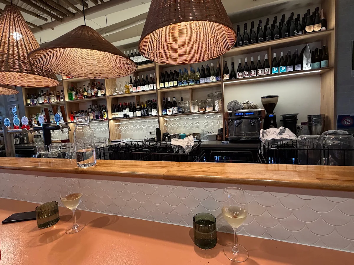 Vibe, Olive Restaurant