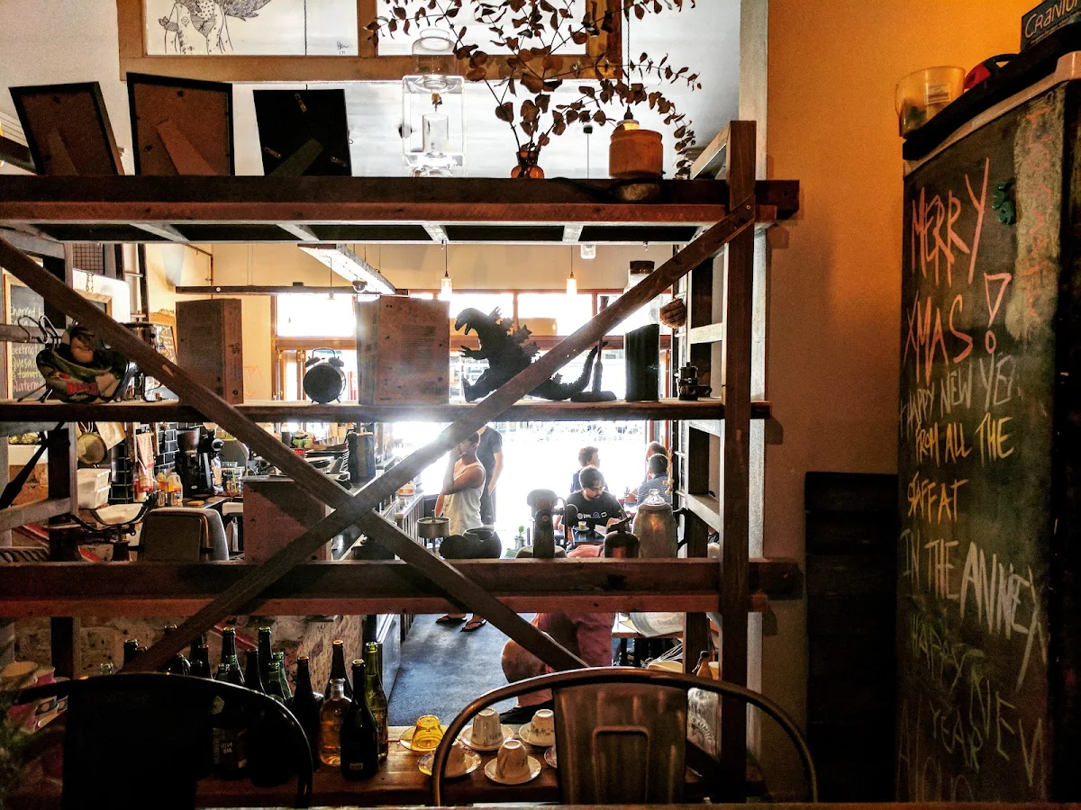 Vibe, In The Annex