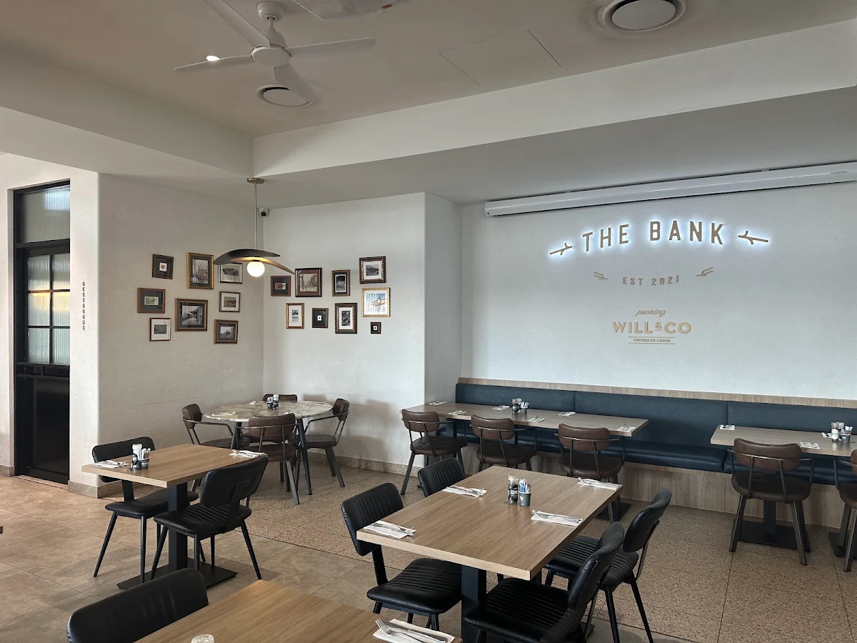 Vibe, The BNK Cafe Restaurant
