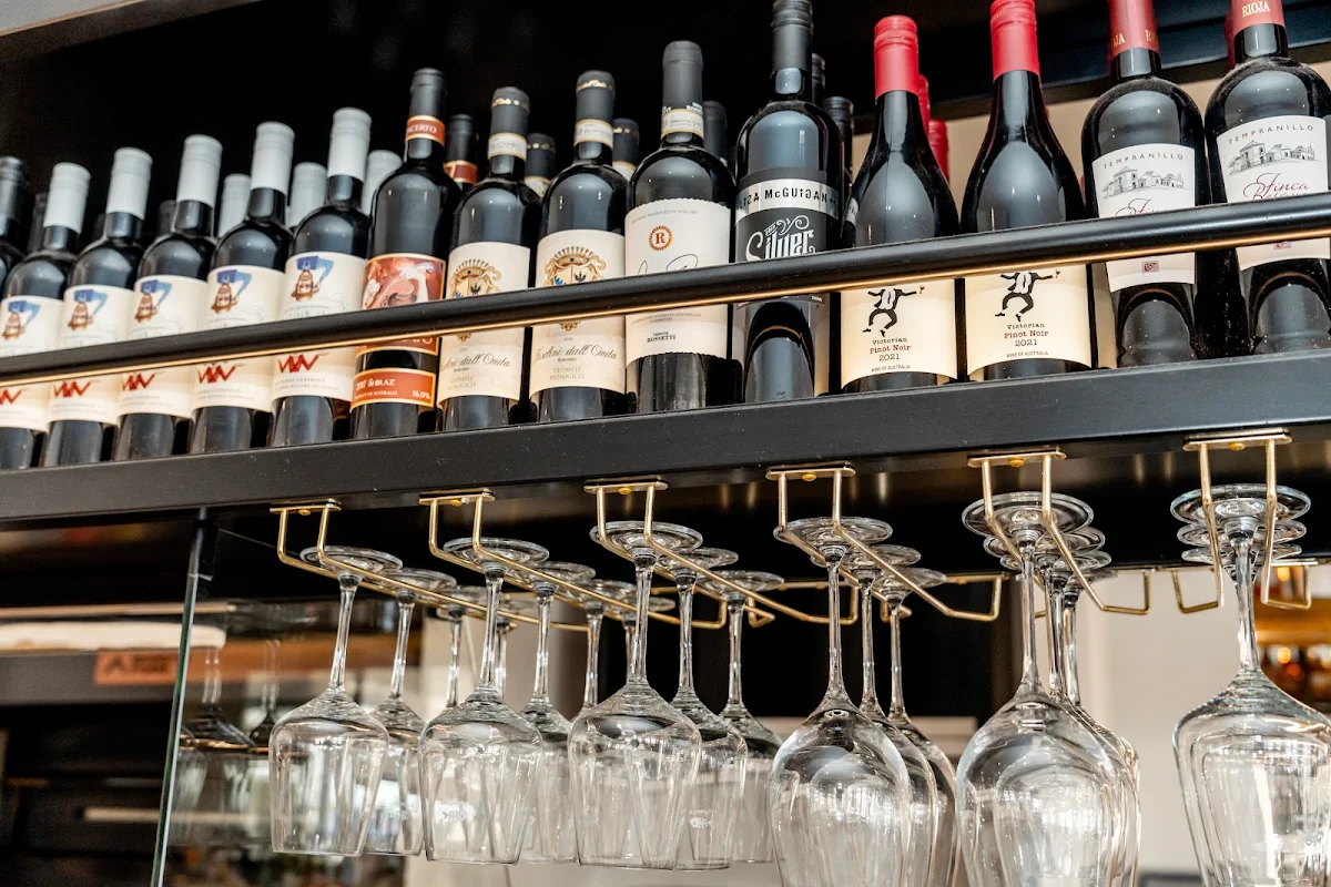 Vibe, The BNK Cafe Restaurant