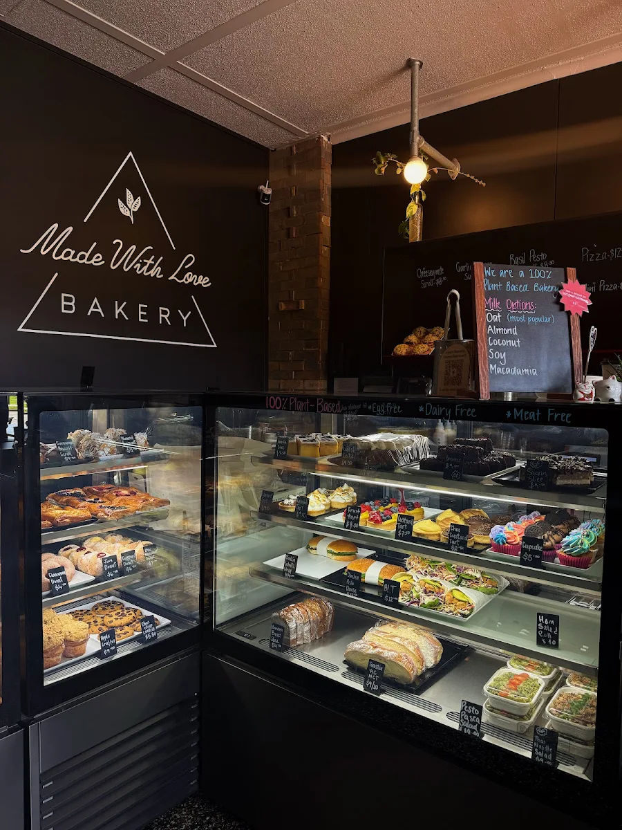 Vibe, Made With Love Bakery
