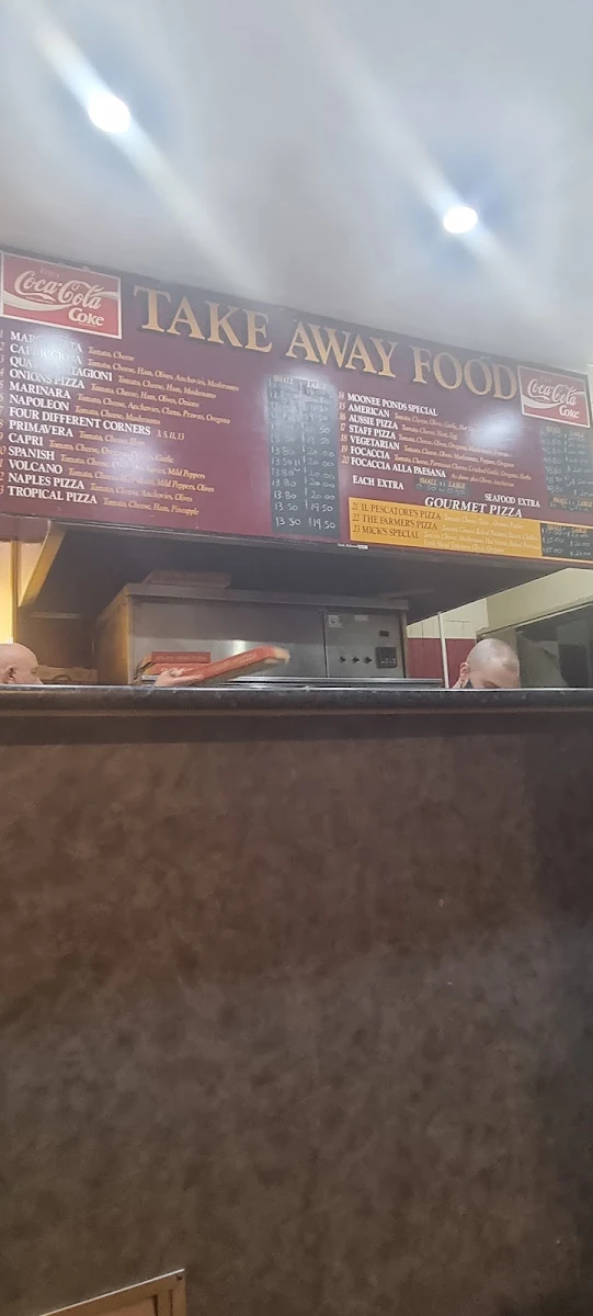 Menu, Moonee Ponds Pizza