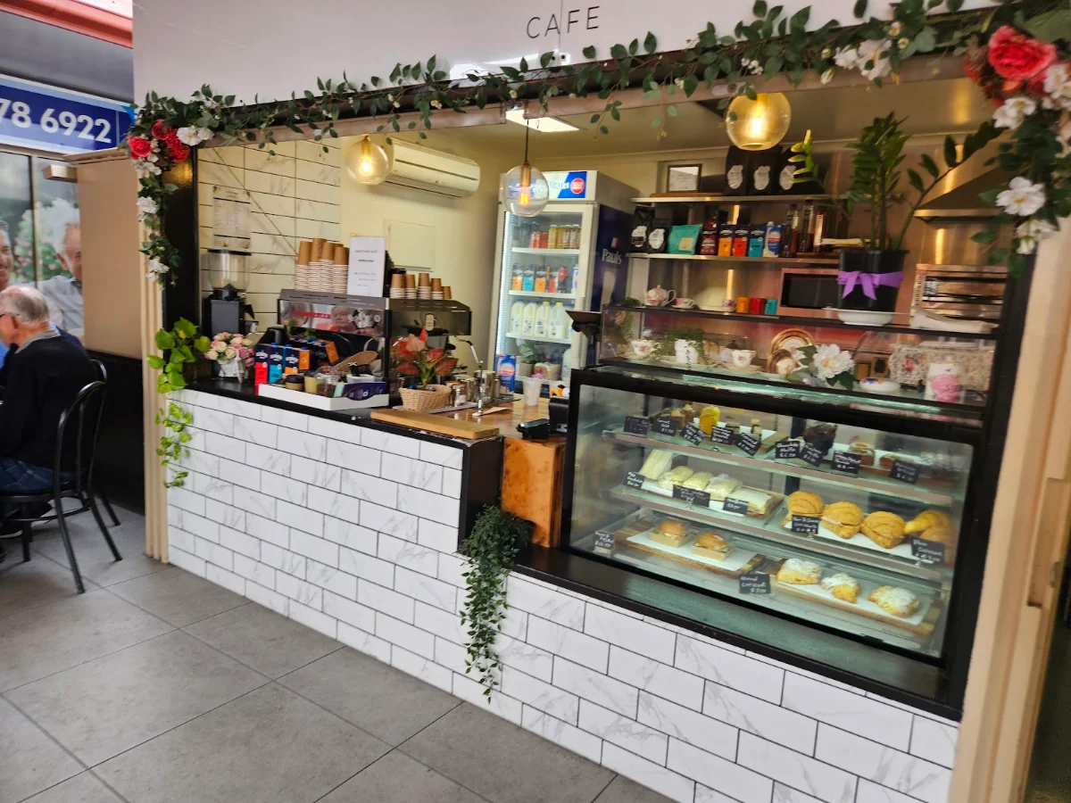 Vibe, Firstpage Cafe